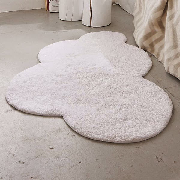 ideas-deco-low-cost-diy-alfombra-nube-diy-habitacion-infantil-cloud-shaped-rug