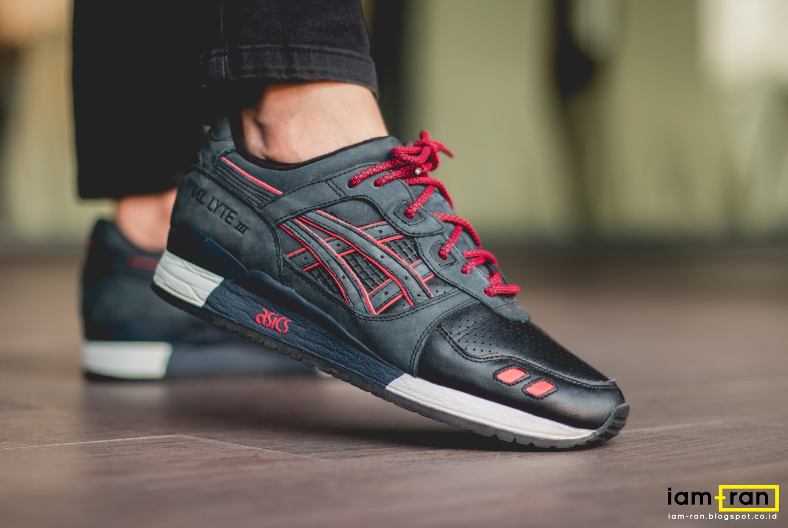 asics gel lyte 3 total eclipse