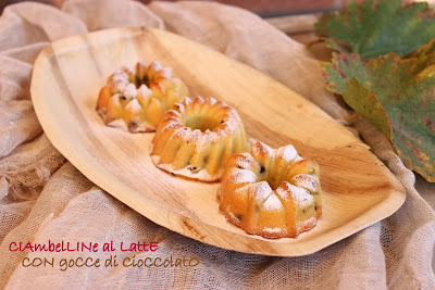 ciambelline al latte con gocce di cioccolato