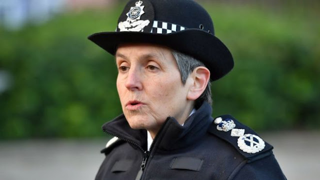 NEW PLAN TO SOLVE LONDON CRIME: RECRUIT MORE FEMALE POLICE OFFICERS