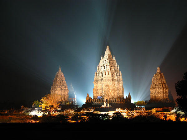 The Wonderful Tourism of Yogyakarta: Prambanan Temple