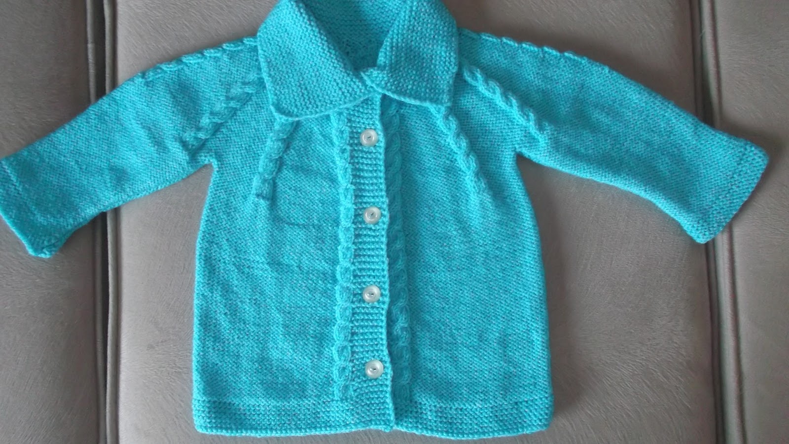 Yakadan Başlamalı 6 Aylık Bebek İçin 2016 El Örgüsü Hırka