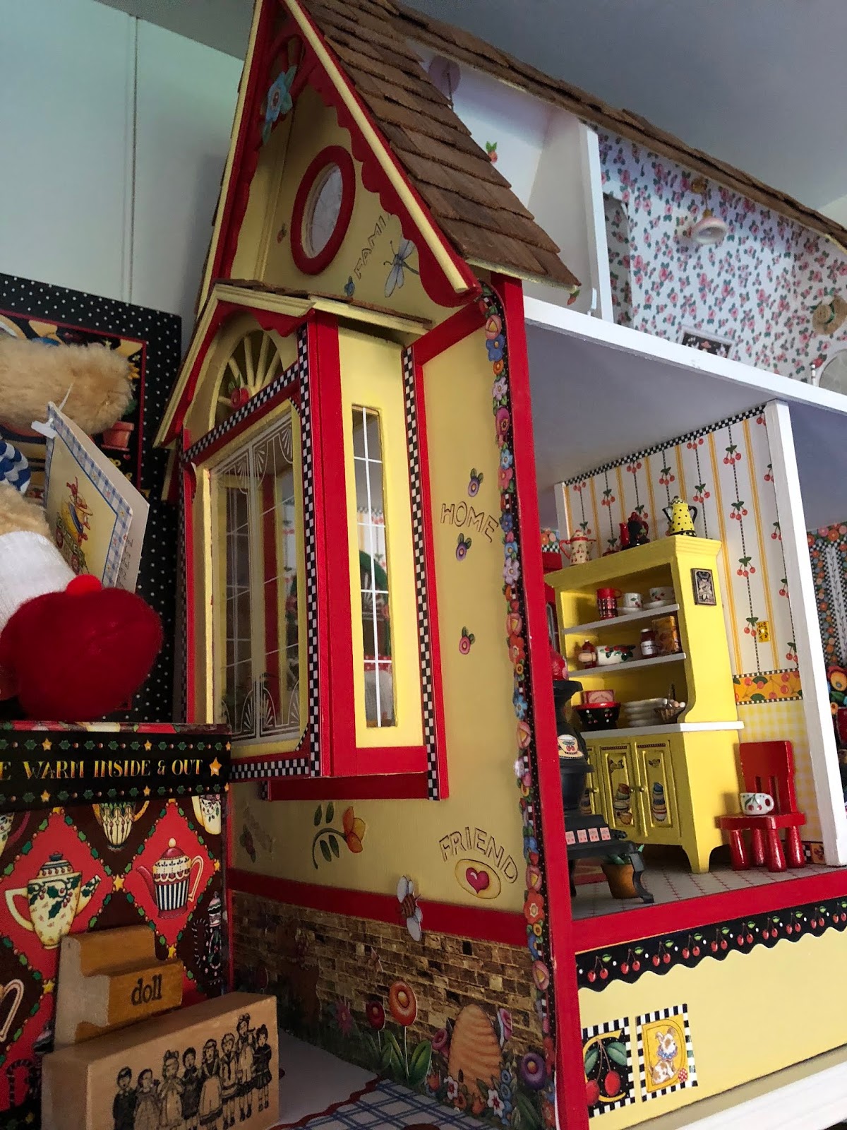 Lady Linda ♡ The Mary Engelbreit House