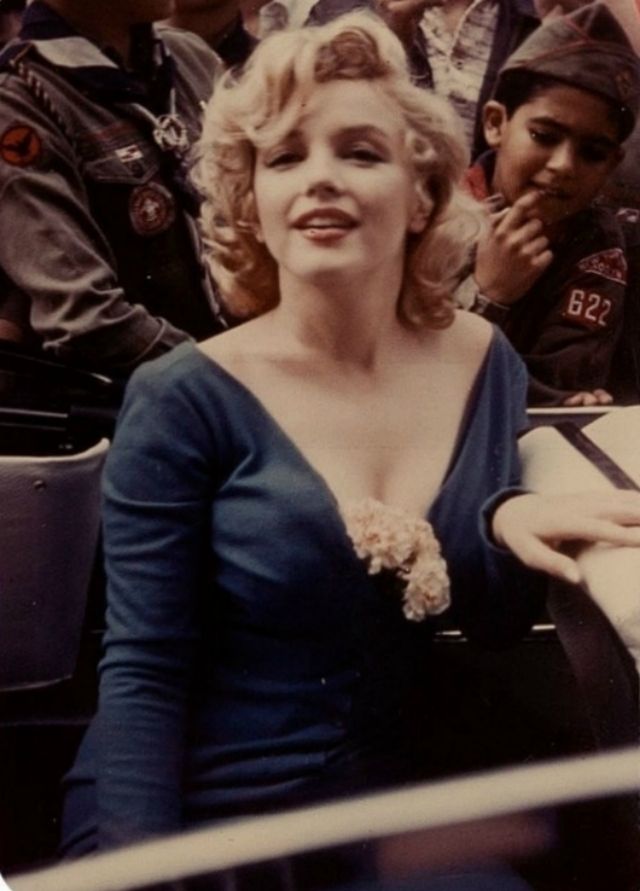 Marilyn Monroe... - Página 5 Marilyn-monroe-at-ebbets-field-8