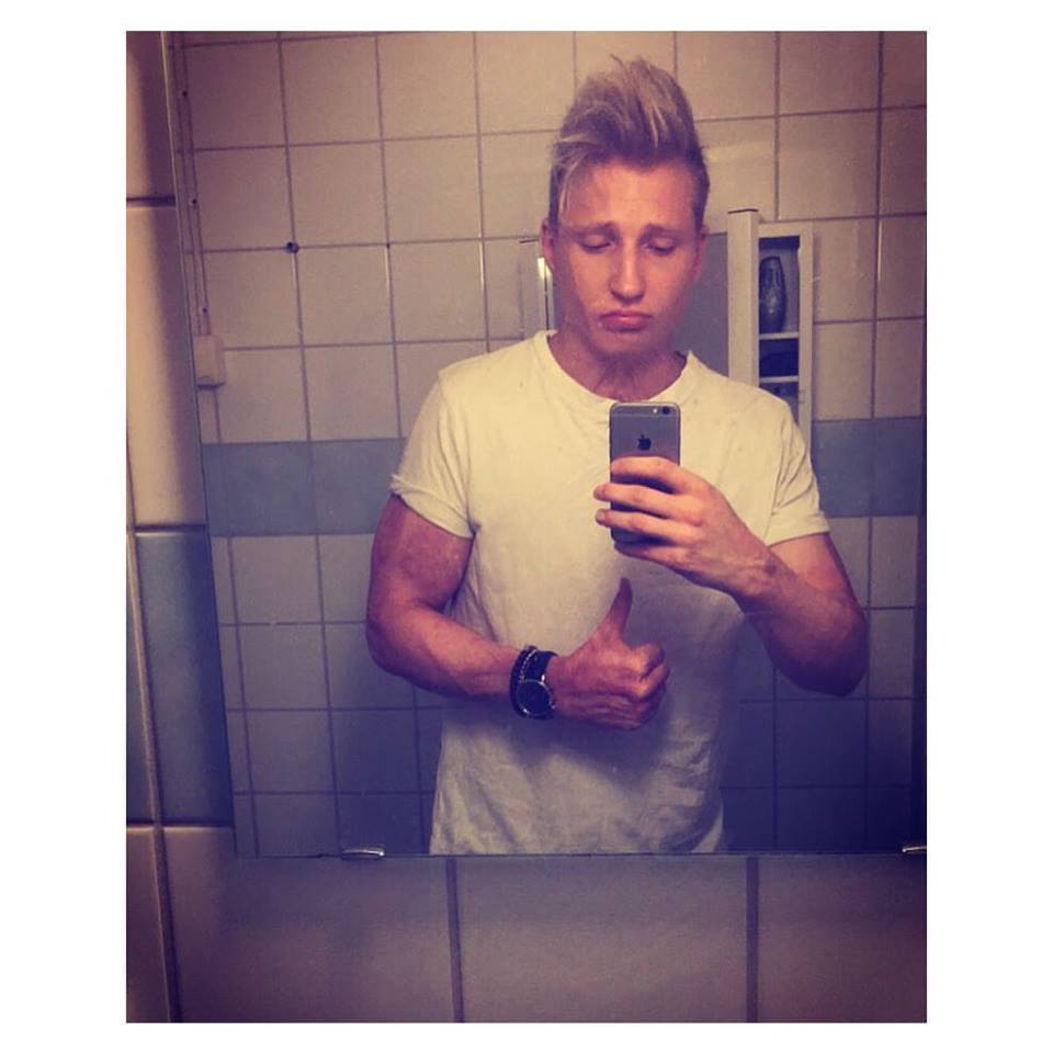 EUROVISION ADDICT Axel Schylström "When I set up goals for myself I refuse to give up until I