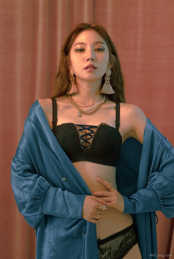 Lee Chae Eun&#39;s beauty in lingerie, bikini in November + December 2017 (189 photos) photo 10-3