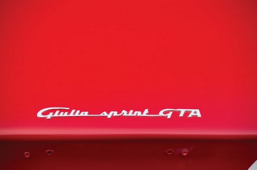 Muscle Car Collection 1965 Alfa Romeo Giulia Sprint Gta