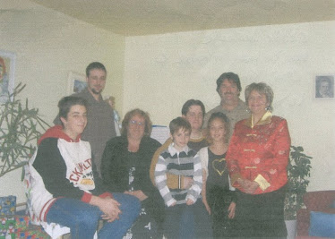 Notre photo de famille pour le dossier d'adoption ( picture of mother family) Anne family