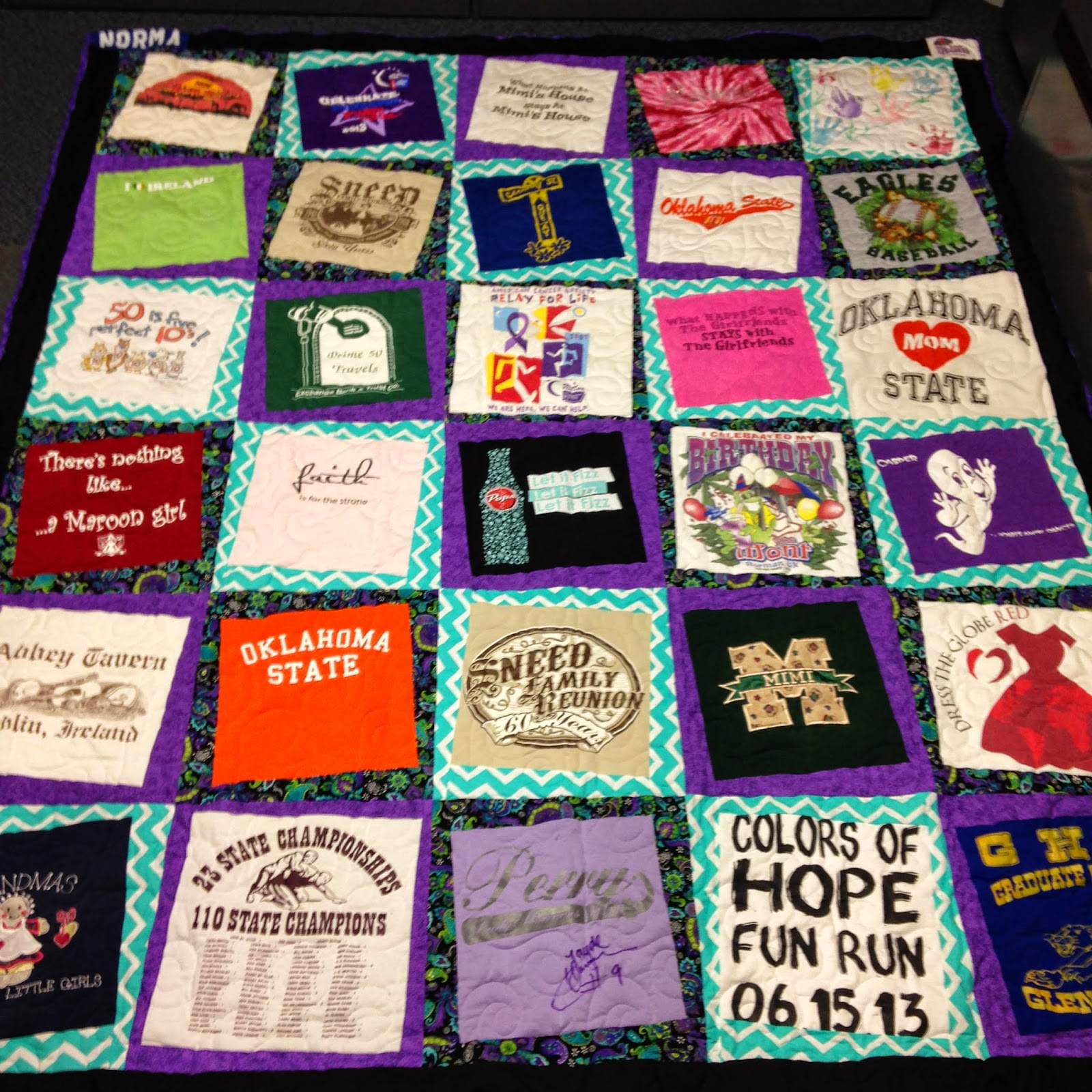 LuV 2 QUiLt!!! & OtHeR ThiNgS!!!: Norma's T-Shirt Quilt