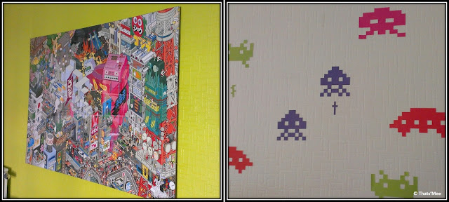 tableau jeu vidéo vintage années 80, stickers space invader pixels couleurs