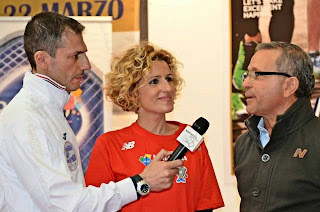 Gianluca Guerrisi (ARGOS Forze di Polizia) con l'attrice Annalisa Favetti  e il Presidente Enrico Castrucci