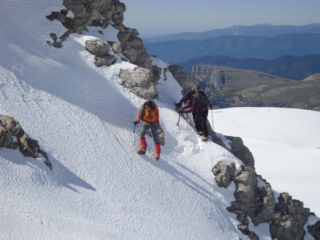 zuca y las tres marias Pirineo zuca y las tres marias Pirineo