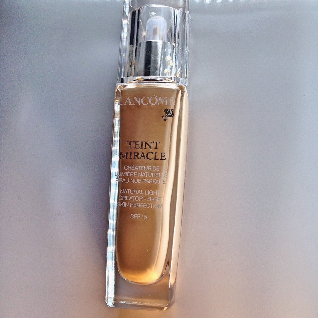 REVIEW Teint Miracle foundation, if you have dry skin, you