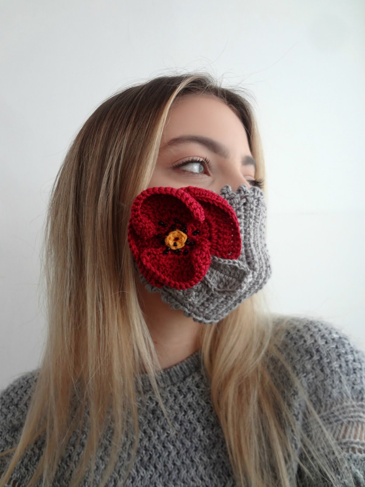 Poppy Mask