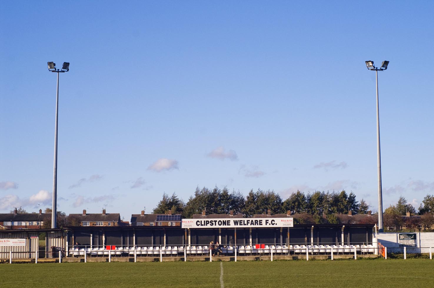 No Clash Of Colours 03 November 2012 Clipstone Welfare v Hemsworth