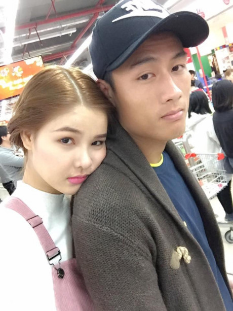 Mac Hong Quan het loi khen ngoi Ky Han, xin Ly Kute cho gap con trai - Anh 2