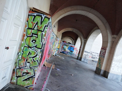 Graffiti à Bruxelles, Mont des Arts, byrrh