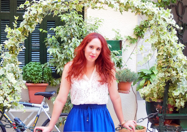 lace,white,top,shirt,blue,maxi,skirt,h&M,spotlights on the redhead,redhead