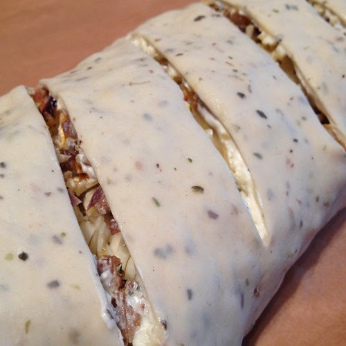 Greenway36: herbstlicher Stromboli mit Kürbis-Hack-Feta-Füllung