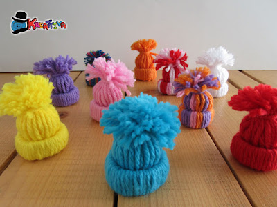 capellini fai da te di lana per segnaposti natalizi