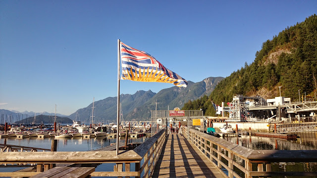 Flag of British Columbia in Horseshoe Bay. (2014-07-29)