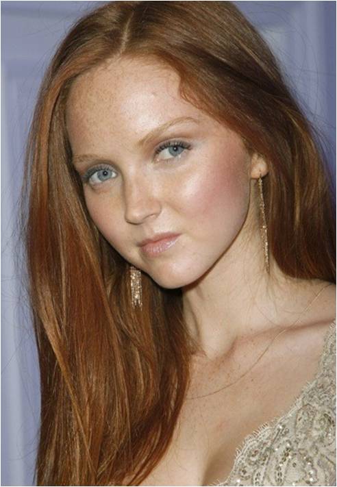 comment appliquer le blush pour affiner le visage