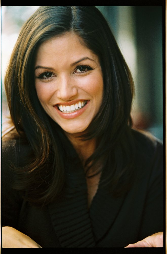 Kristin Adams (17 August 1981, Plano, Texas, USA) movies list and roles