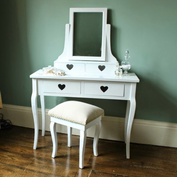 Beautiful designs from the dressing table with stool!