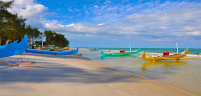 pantai nyiur melambai, belitung , tourism beach