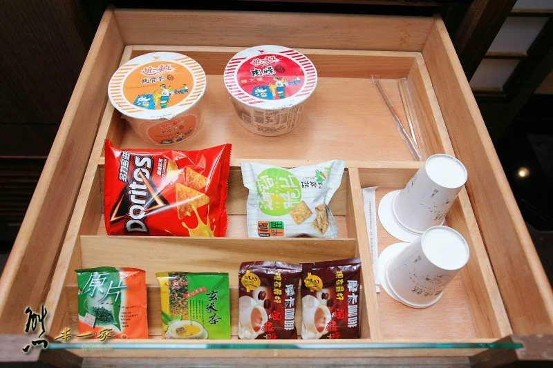 悠逸休閒旅館|房型有Ktv、xbox體感遊戲機還有泡湯池、私人游泳池