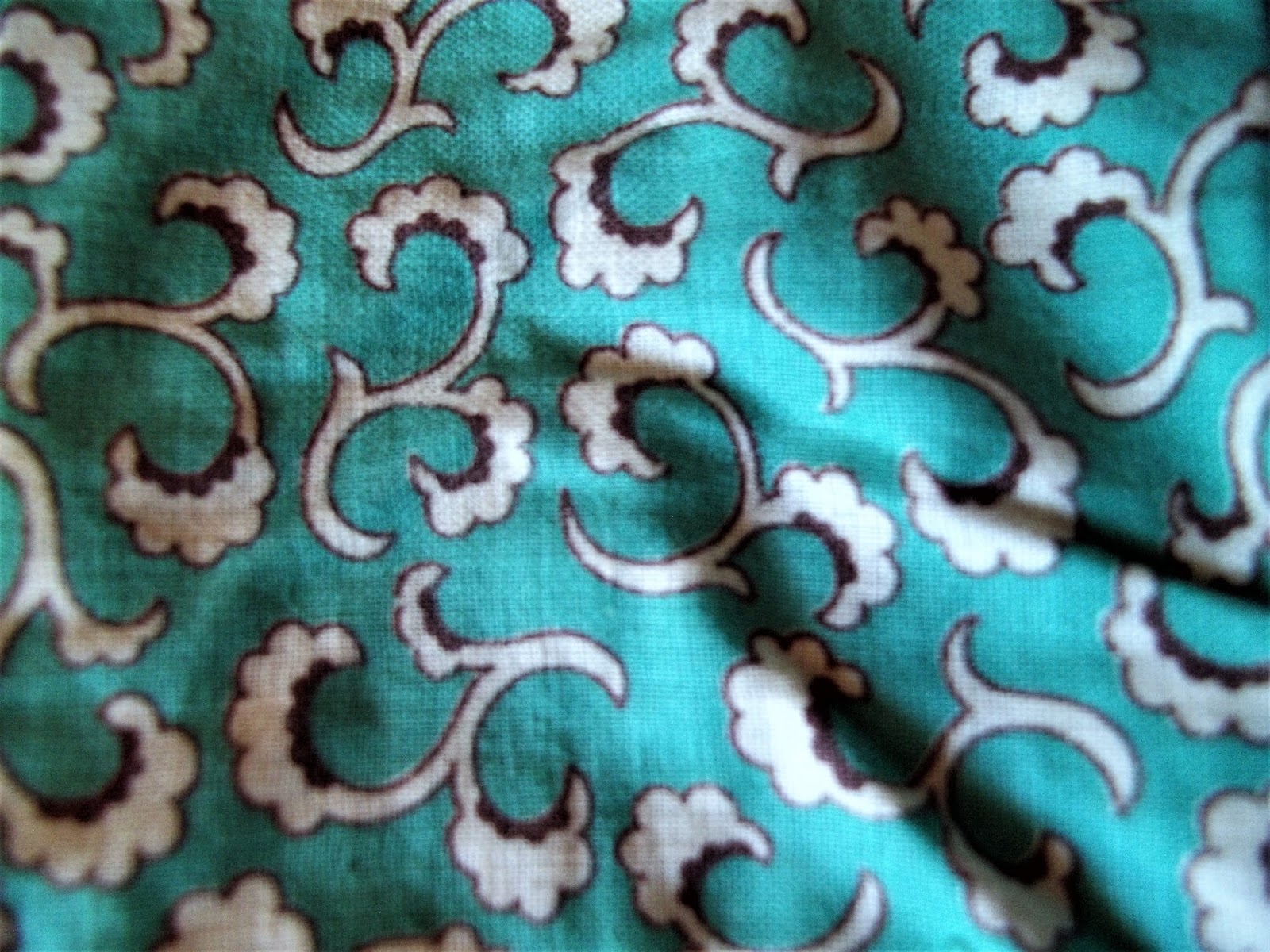 Textiles Mod and Vintage Novelty Fabrics New York Print 1940's fabric