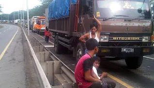 Mengenal Dunia Asmoro, Dunia Pungli Pada Truck di Kawasan Jakarta