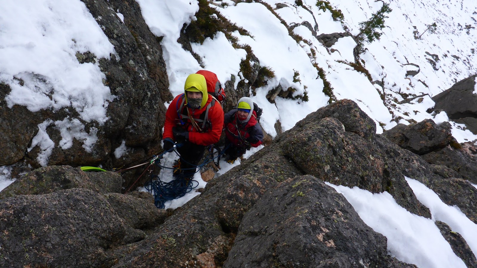 Talisman Mountaineering Cairngorm Guides Aviemore Sunny lead