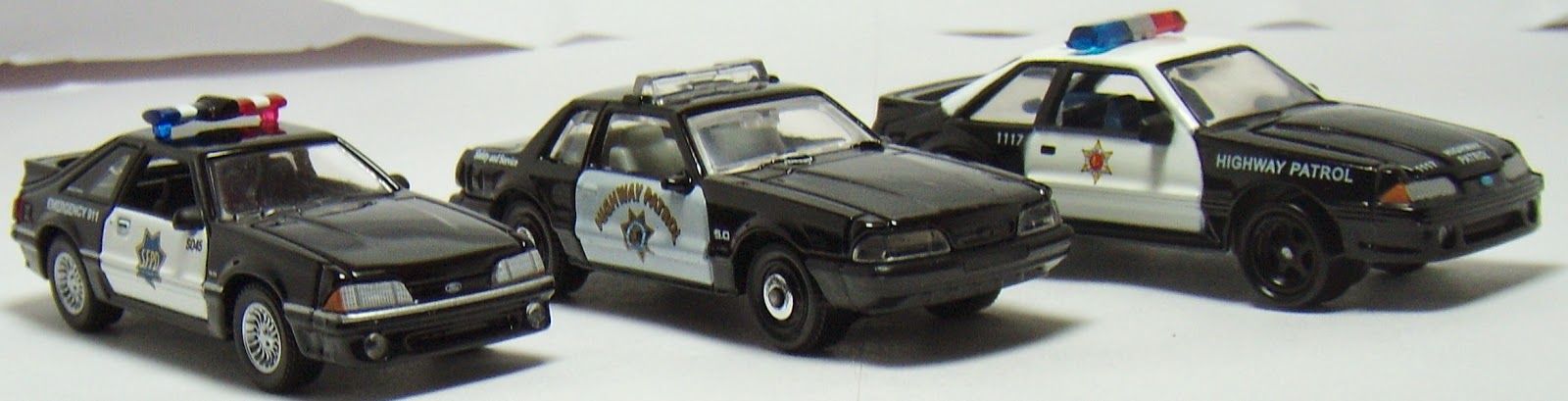 Two Lane Desktop: Matchbox 1993 Ford Mustang LX SSP and Greenlight and