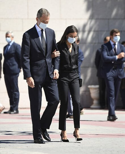 King Felipe and Queen Letizia attended Jaime Carvajal Funeral at Funeral home La Paz. Letizia wore a black slingback pumps from Carolina Herrera