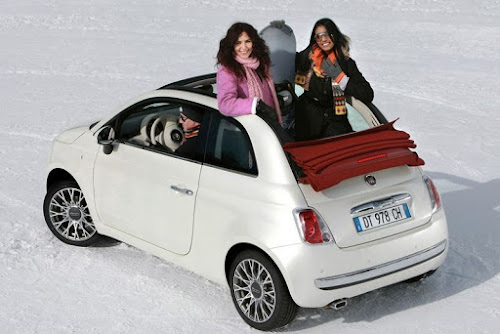 Fiat 500C in Snow