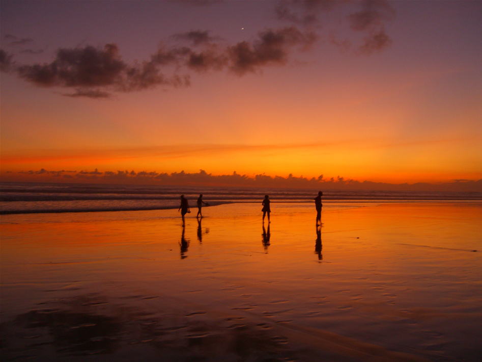 Sejarah Pantai Kuta Bali  Jejak Cerita Wisata