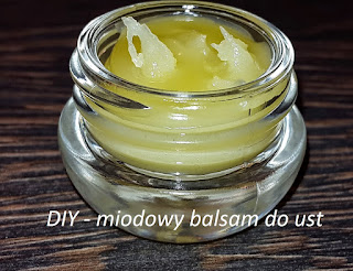 http://lady-cosme.blogspot.com/2015/03/diy-miodowy-balsam-do-ust.html