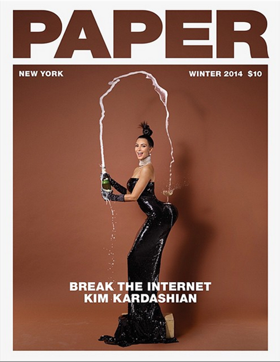 Kim Kardashian dando pompino