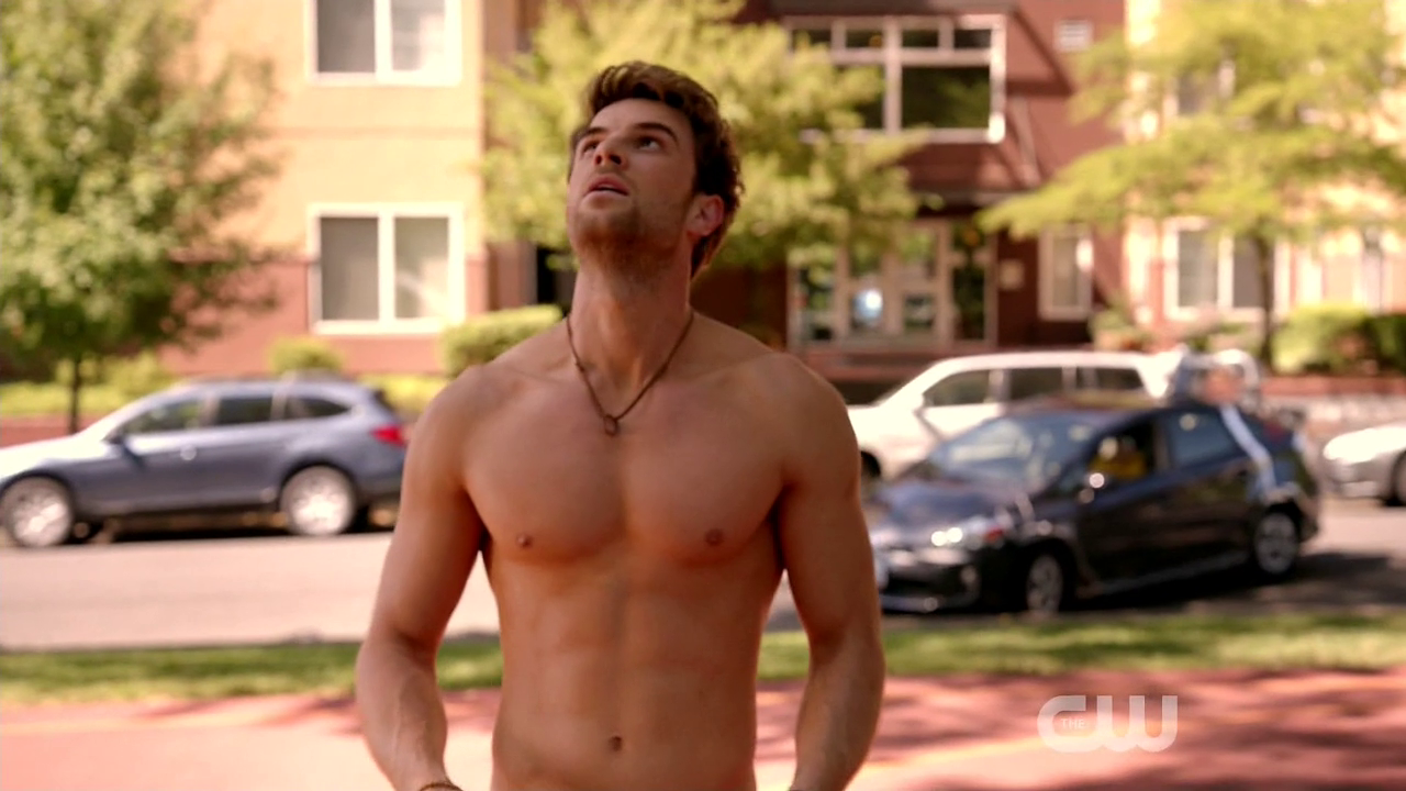 Nathaniel Buzolic Strips Down to His Underwear for The CW.