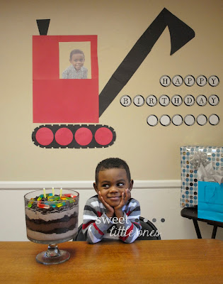 Mike Mulligan and His Steam Shovel Birthday Party + Dirt Pudding Trifle Dessert Recipe - www.sweetlittleonesblog.com