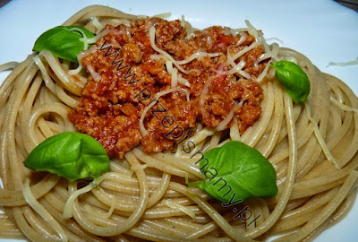Makaron pełnoziarnisty w sosie bolognese Makaron pełnoziarnisty w sosie bolognese