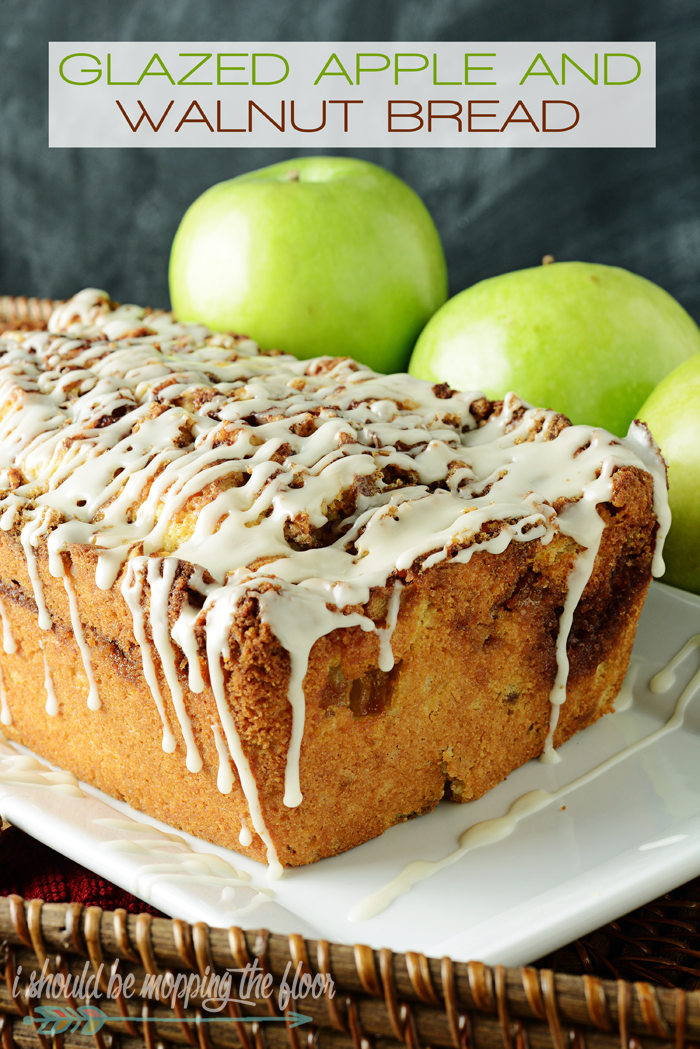 Glazed Apple and Walnut Bread | A moist and rich sweet bread that tastes just like autumn!