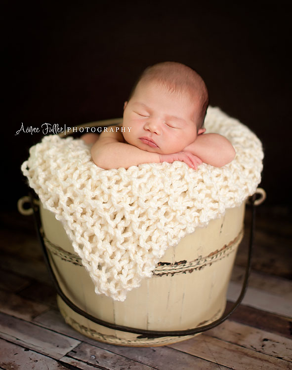 Meet Isabel {Pearland Texas Newborn Baby Photographer Portraits}