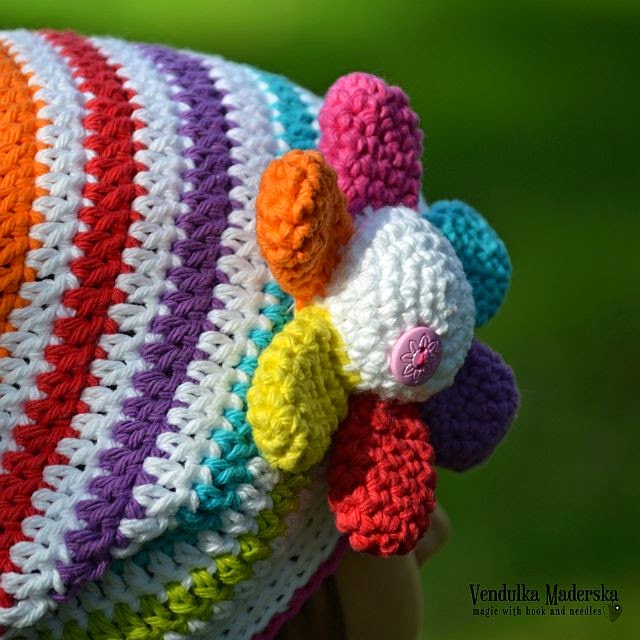 Crochet rainbow slouchy pattern