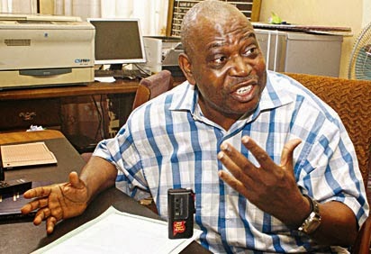 Former president of the Academic Staff Union of Universities, ASUU, Prof. Festus Iyayi is dead. He died Tuesday morning in a car crash on his way to Kano to participate in the National Executive Council Meeting of ASUU expected to declare an end to the over 4-month strike.