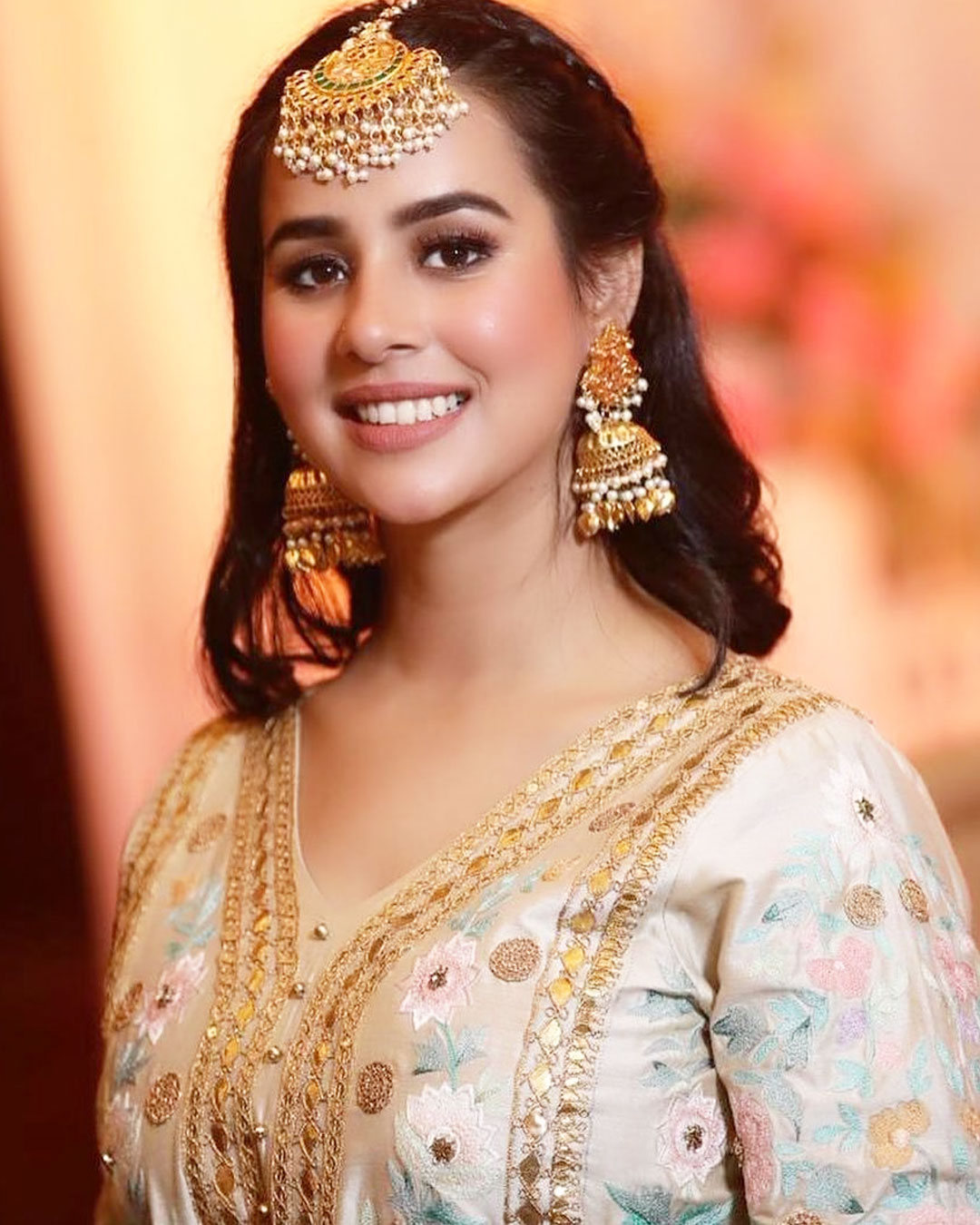 sunanda sharma photo gallery hd wallpaper sunanda sharma photo gallery hd wallpaper