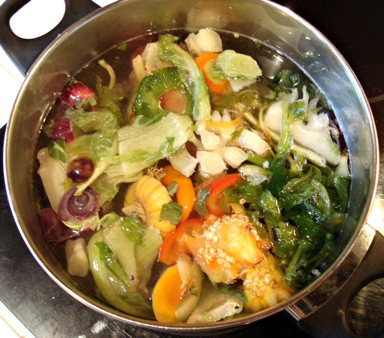 The Adventures of Lolailo Vegetable Stock, à la Jacques Pépin
