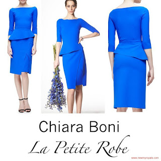 Queen Mathilde Style La Petite Robe di Chiara Boni