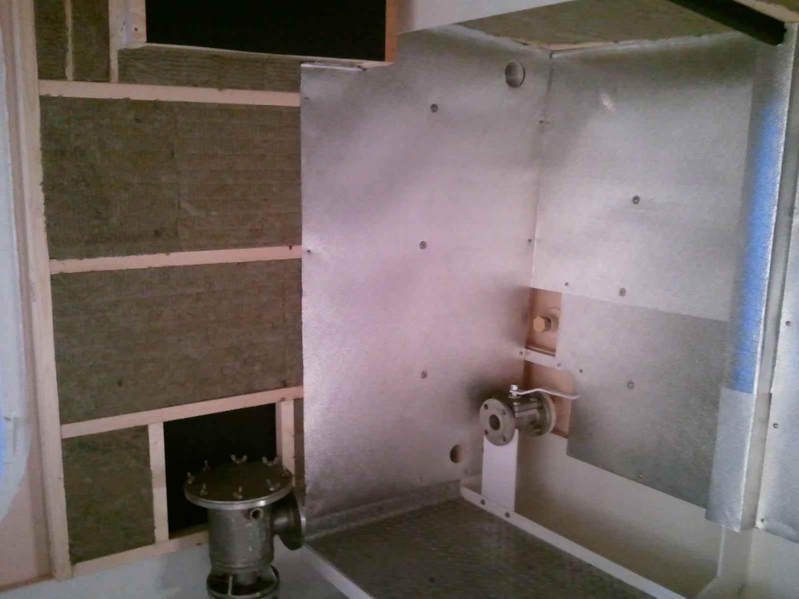 Building Koloa (Kama Hele) Engine room insulation finished